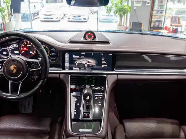 Porsche Panamera 2017