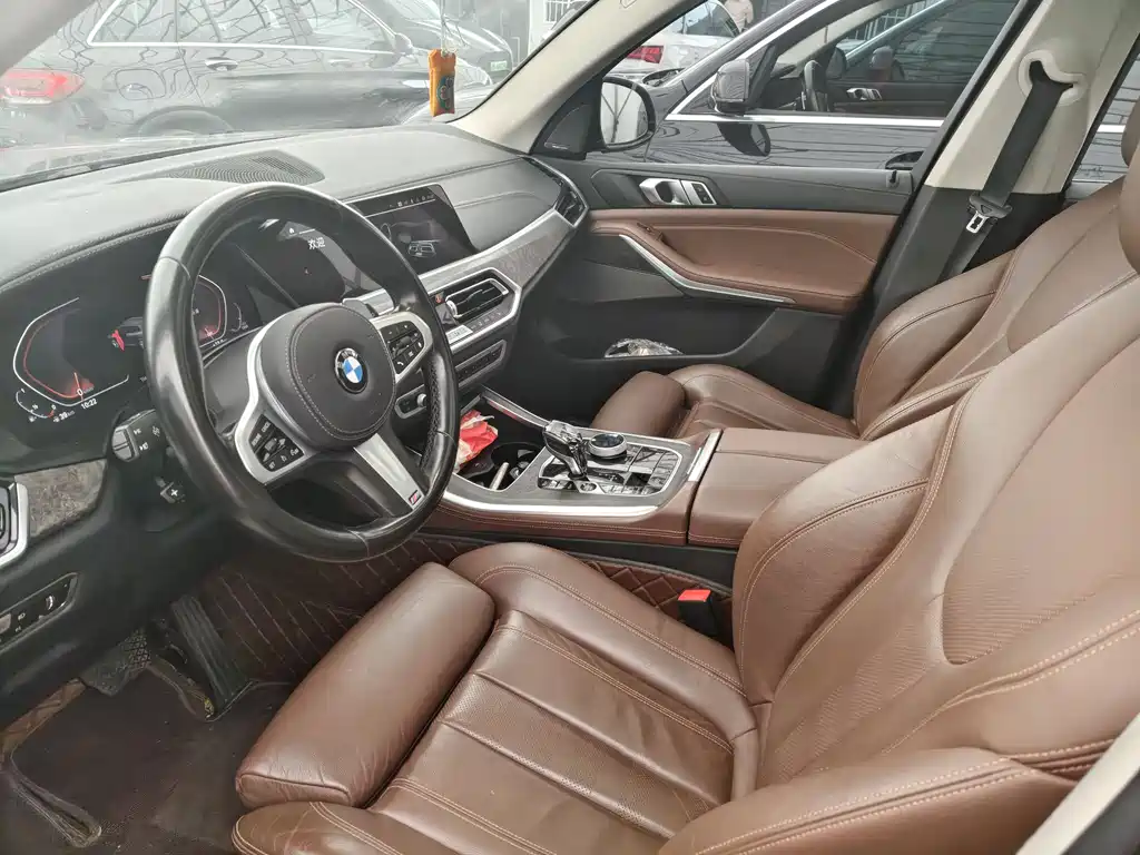 BMW X5 2021 — фото 11