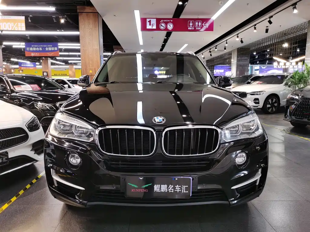 BMW X5 2018 — фото 2