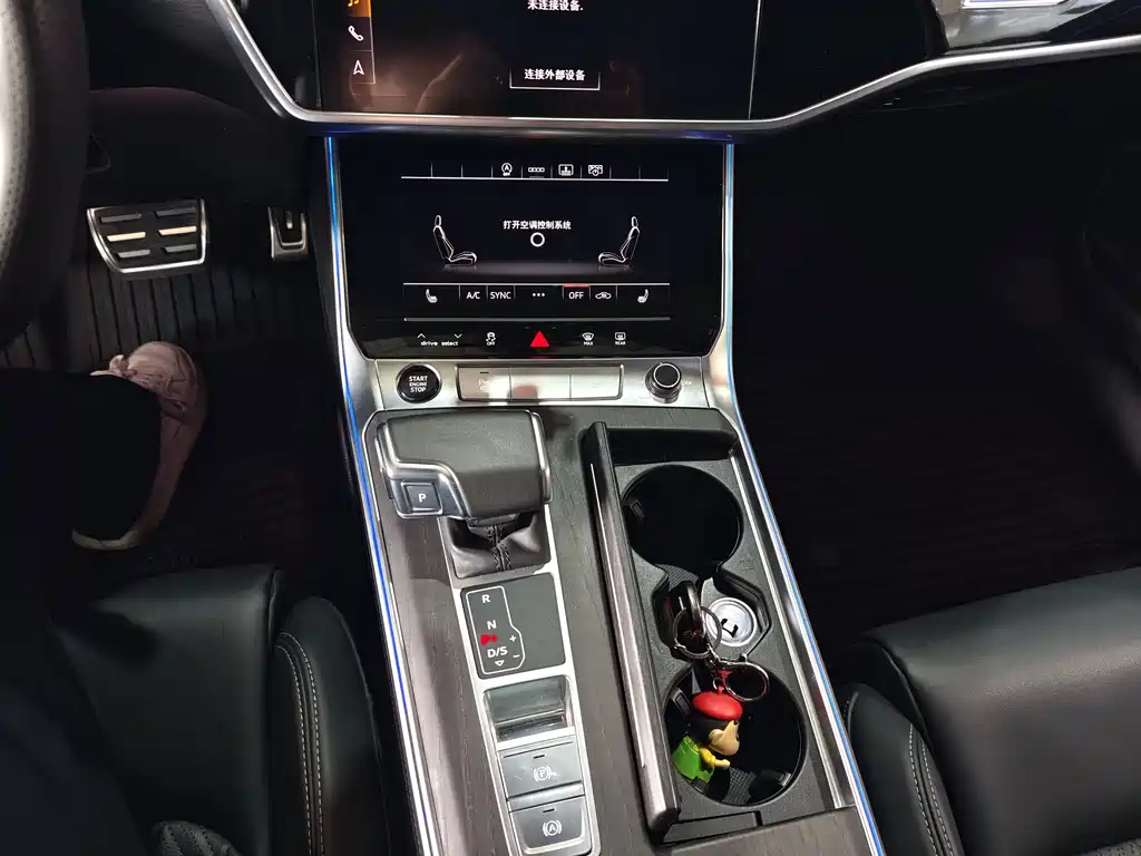 Audi A6L 2025 — фото 10