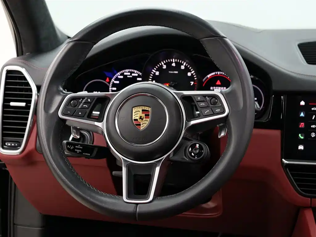 Porsche Cayenne 2022 — фото 18