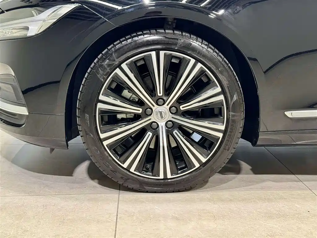 Volvo S90 2024 — фото 10