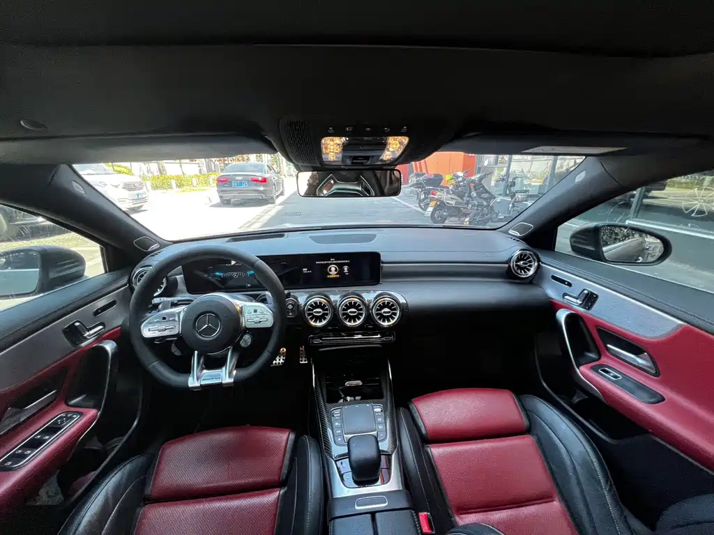 Mercedes-Benz A-Class AMG 2020 — фото 6