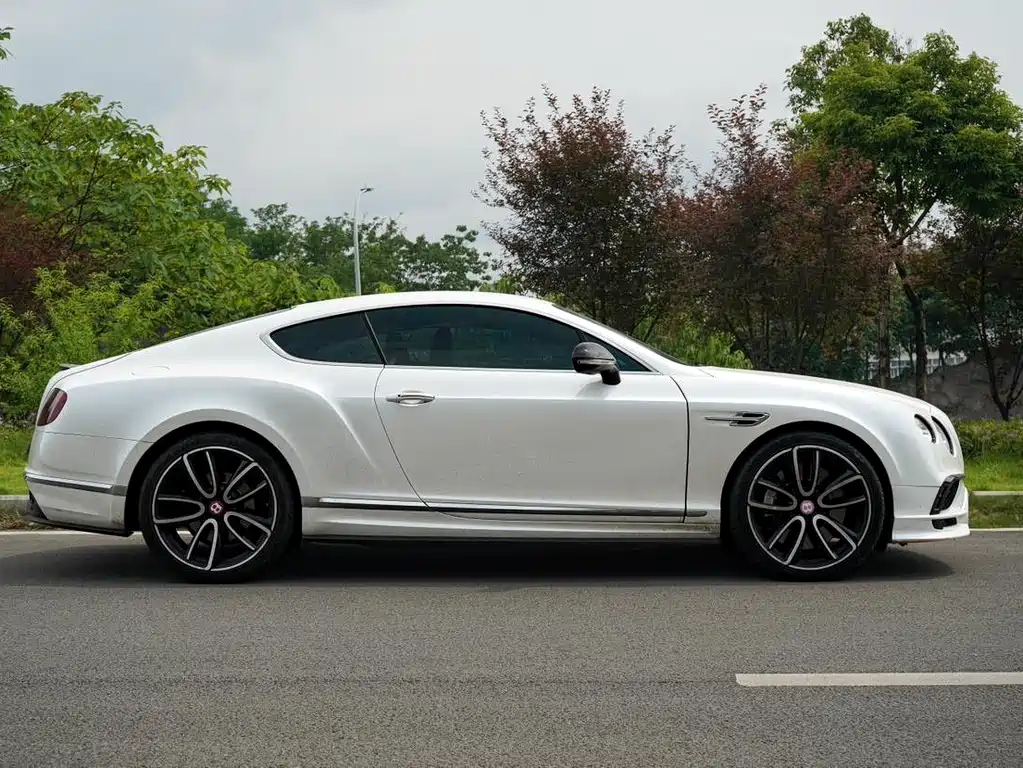 Bentley Continental 2013 — фото 4