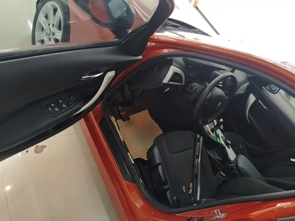 BMW 1 Series 2014 — фото 16