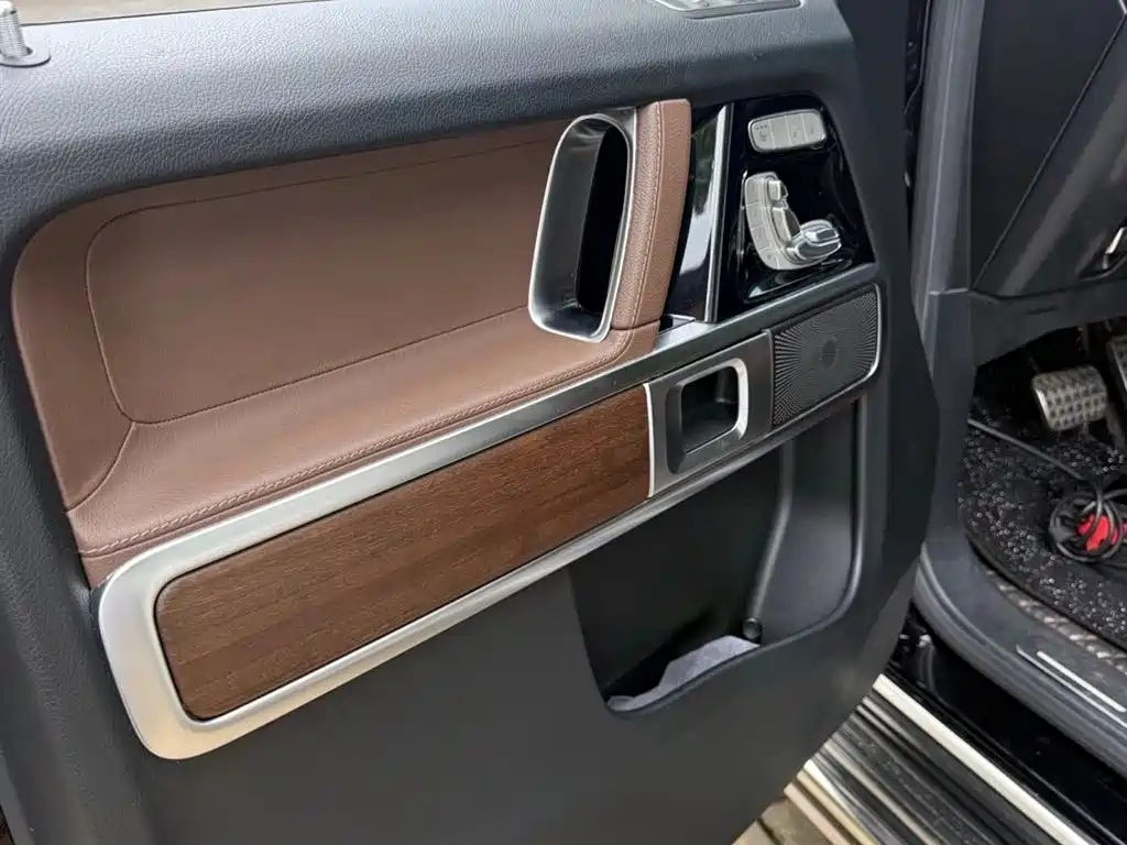 Mercedes-Benz G-Class 2019 — фото 11