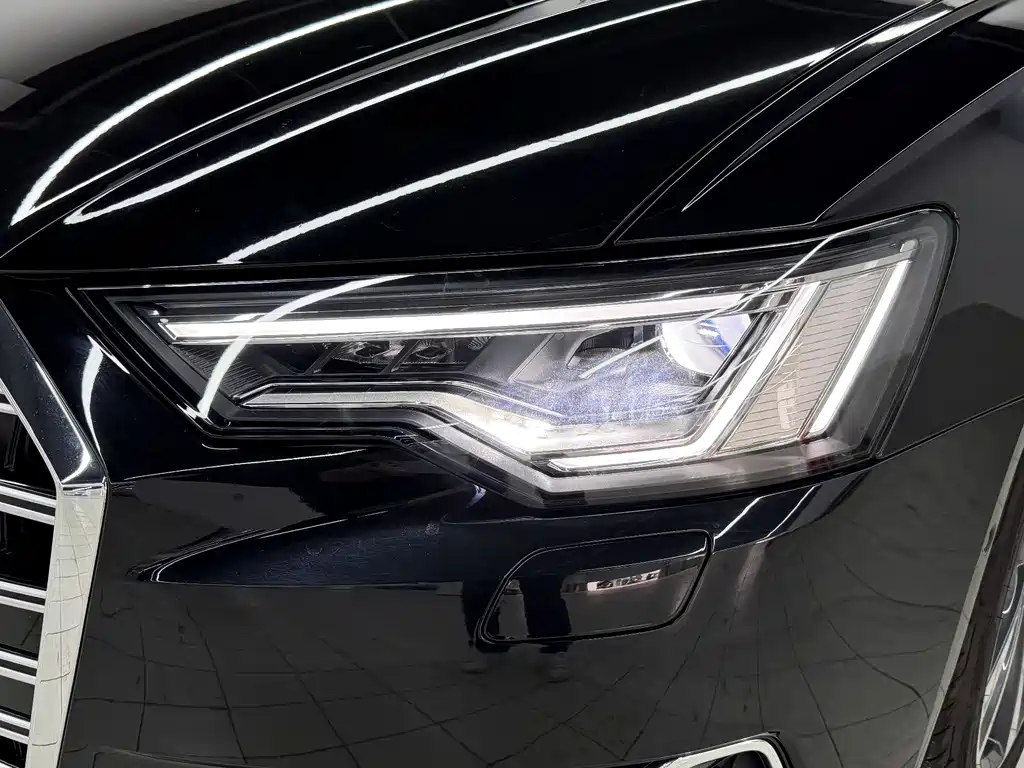 Audi A6L 2024 — фото 14