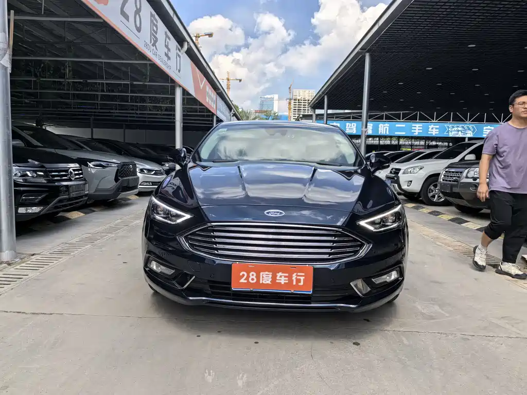 Ford Mondeo 2018 — фото 2