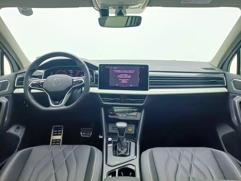 Volkswagen Tiguan L 2022