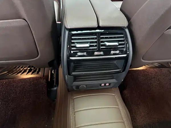 BMW 5 Series 2021