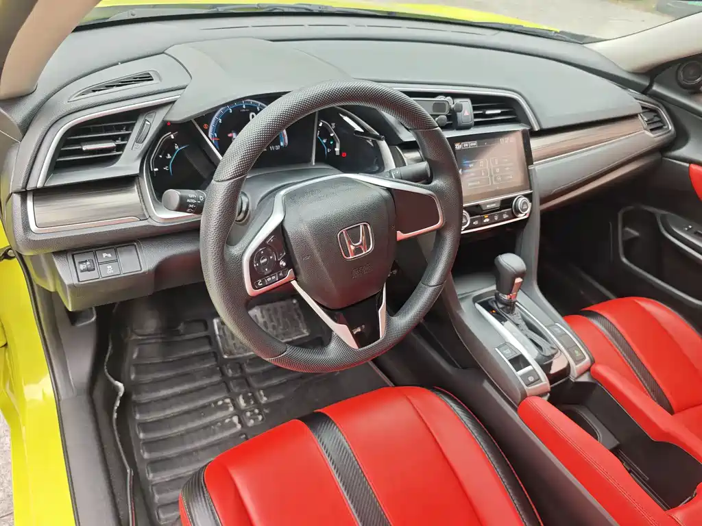 Honda Civic 2020 — фото 14