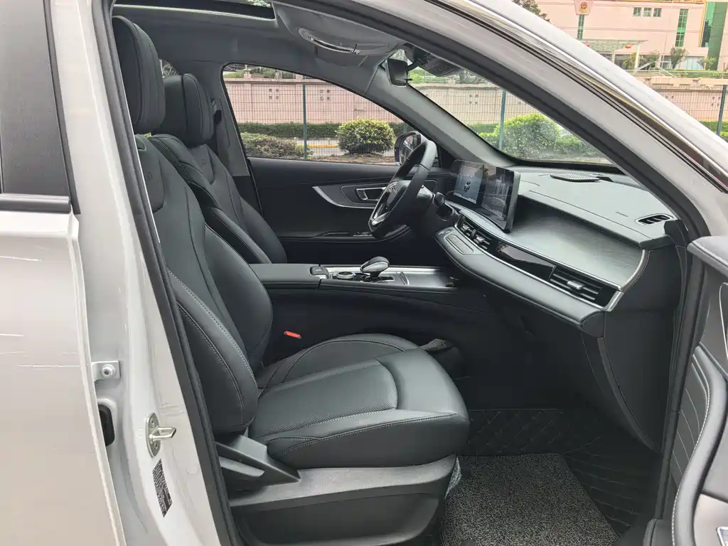 Chery Tiggo 8 PRO 2025 — фото 7