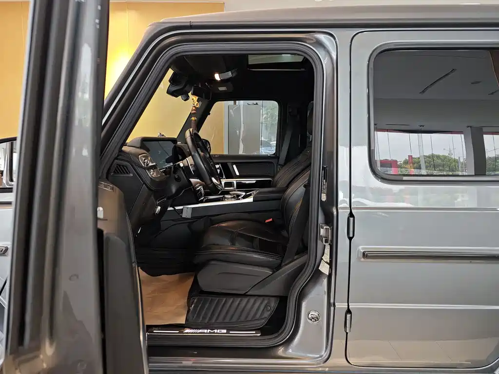 Mercedes-Benz G-Class AMG 2021 — фото 17