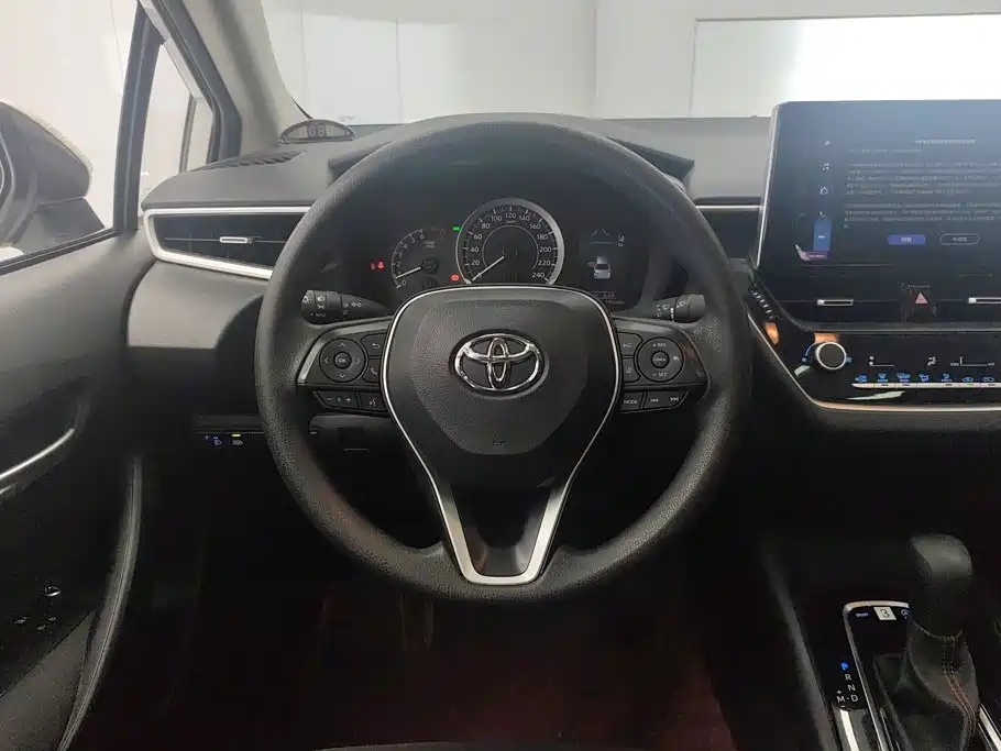 Toyota Corolla 2022 — фото 15