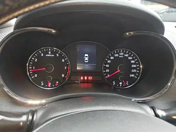 Kia K3 2013