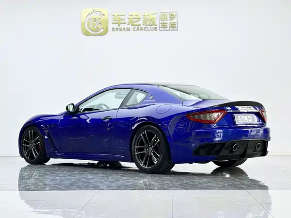 Maserati Granturismo 2015