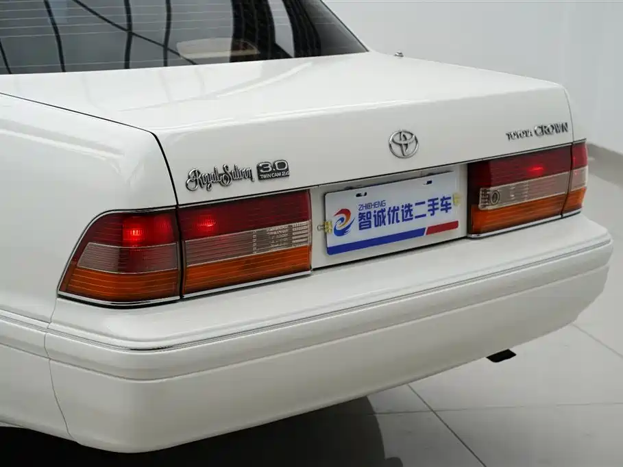 Toyota Crown 1998 — фото 34