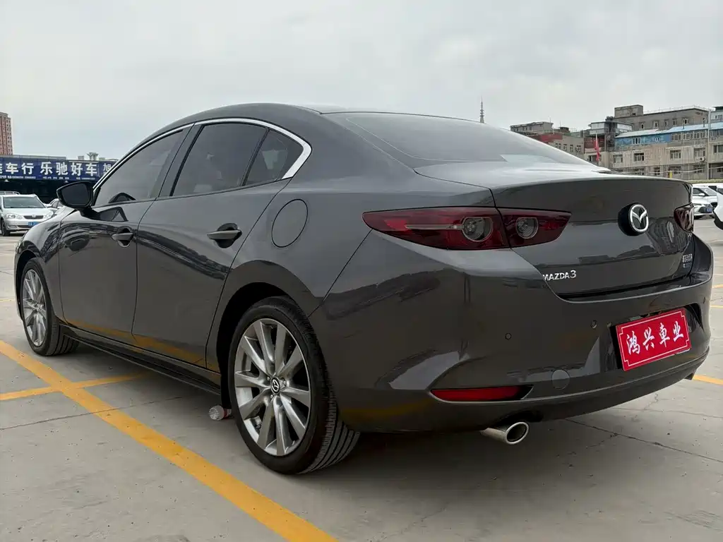Mazda 3 Axela 2025
