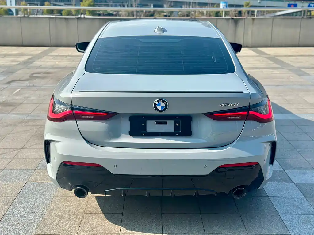 BMW 4 Series 2025 — фото 17