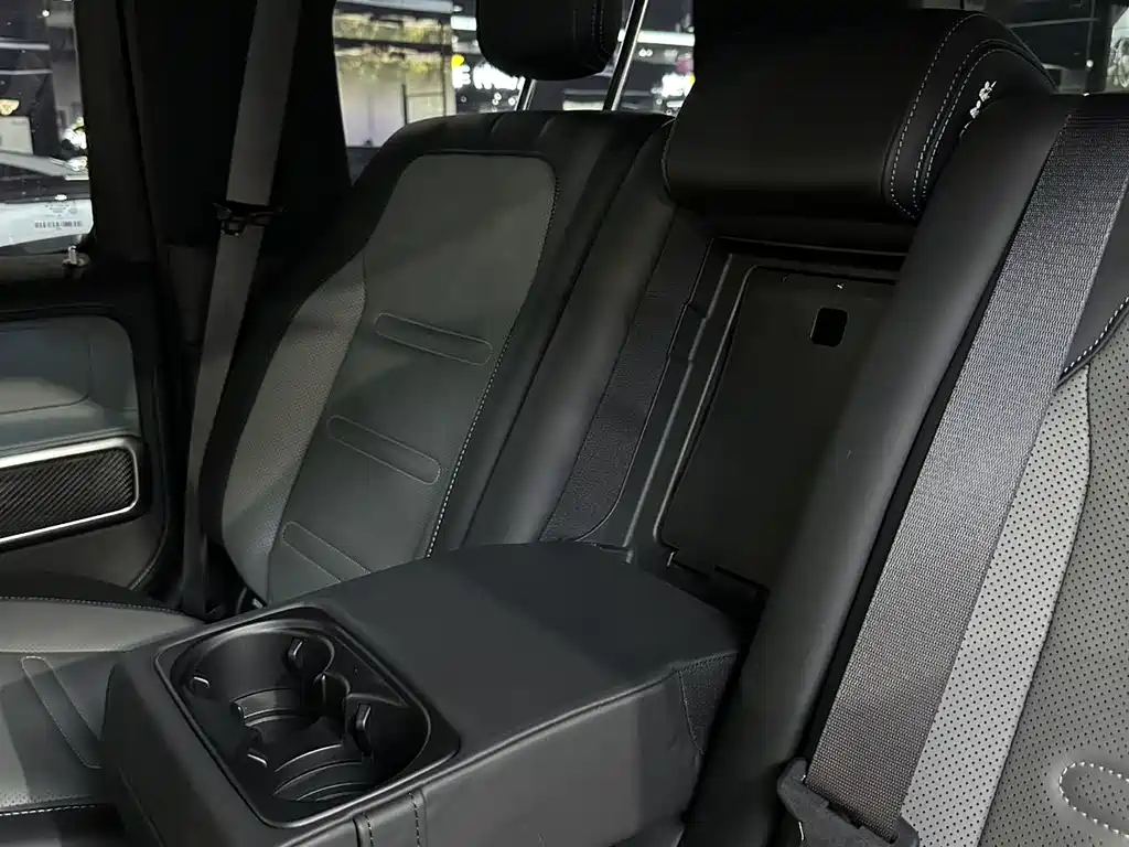 Mercedes-Benz G-Class New Energy 2025 — фото 24