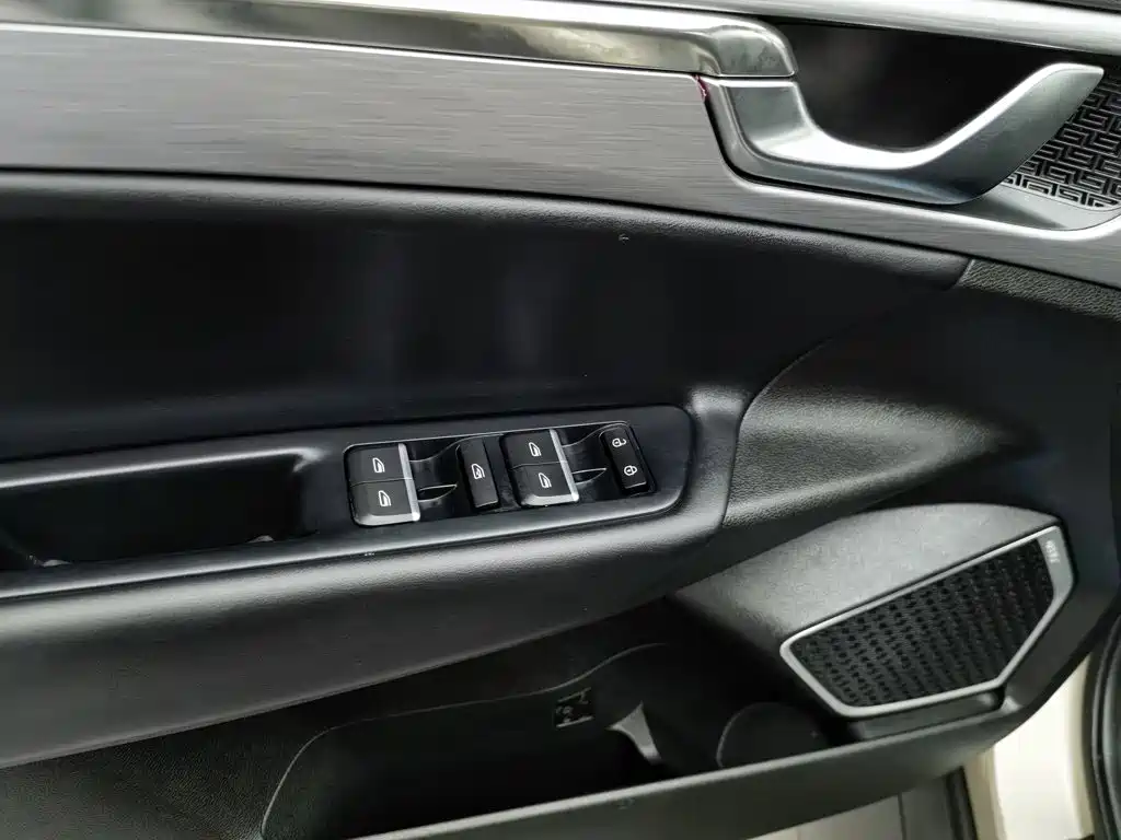 Geely Emgrand GS 2020 — фото 9