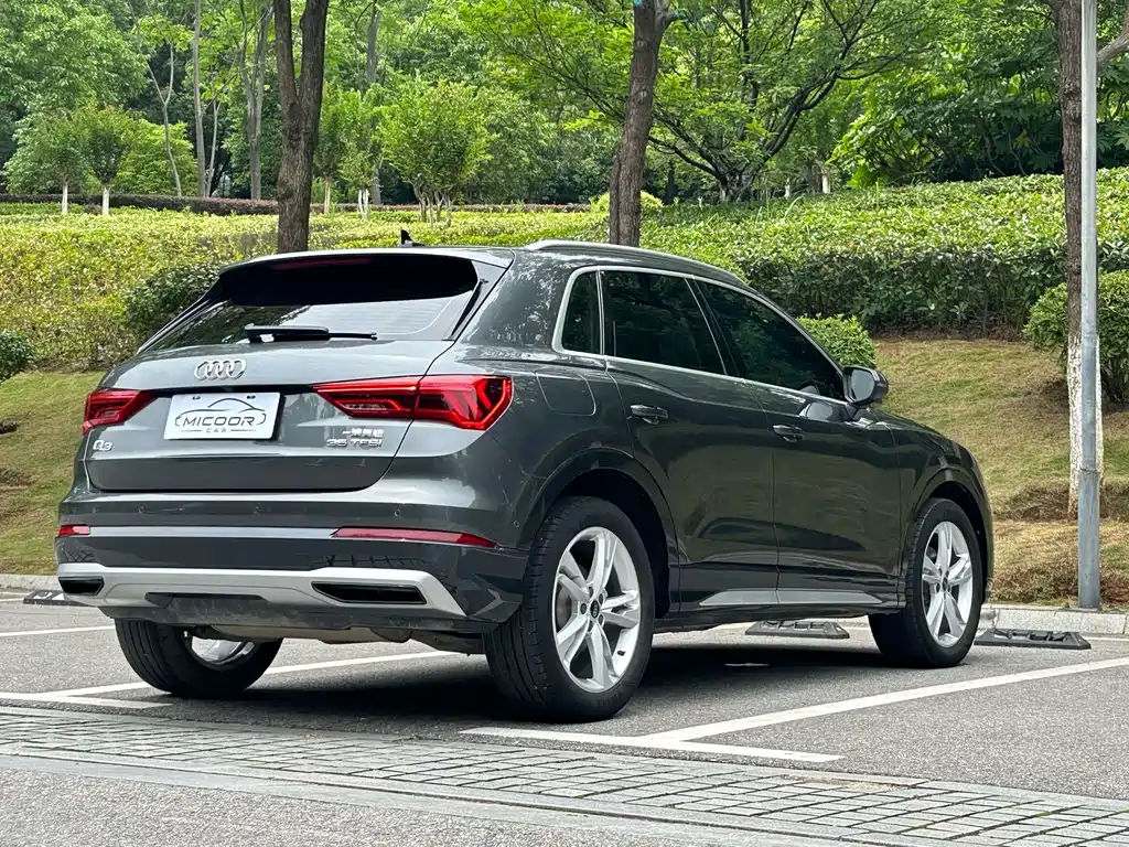 Audi Q3 2022 — фото 17