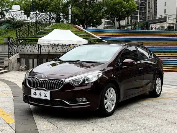 Kia K3 2015
