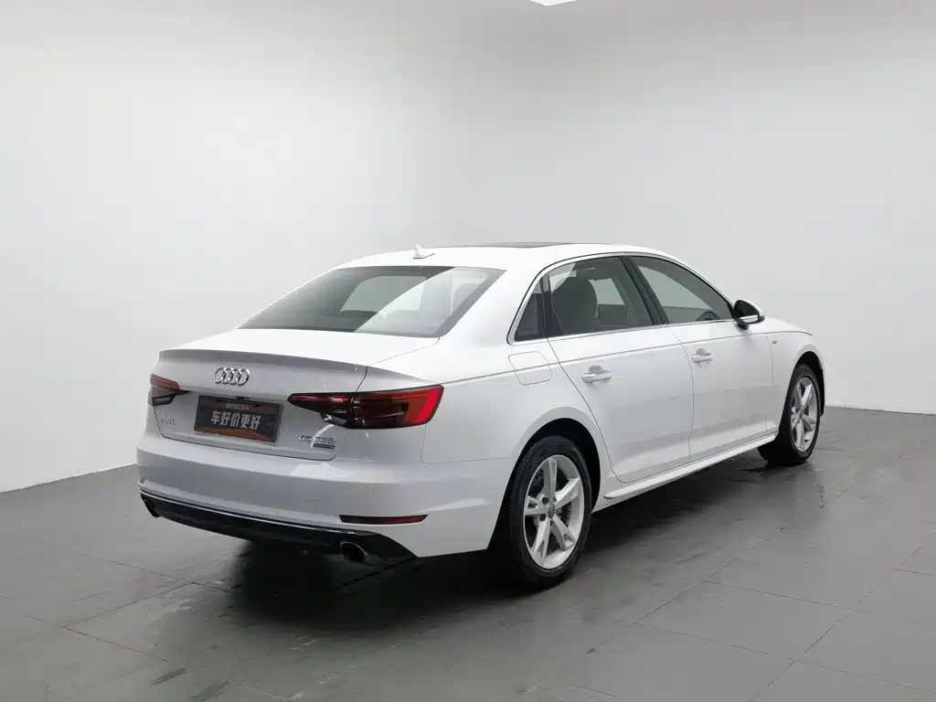 Audi A4L 2017