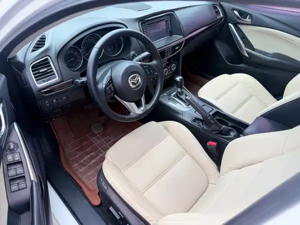 Mazda Atenza 2014