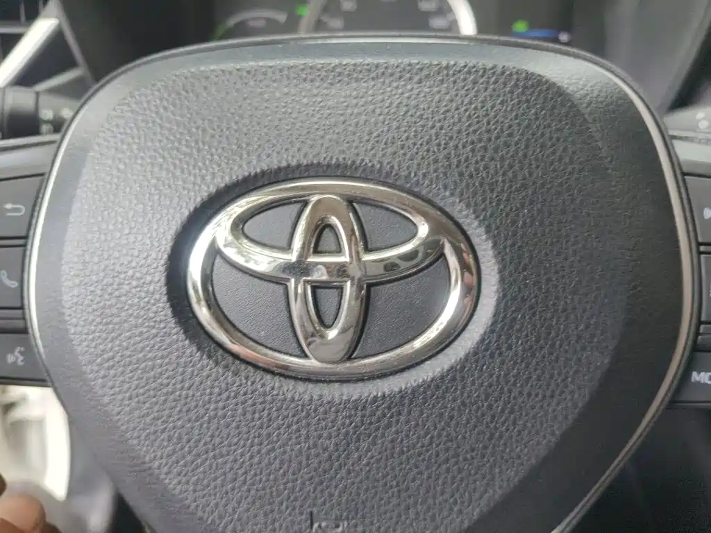 Toyota Corolla 2021 — фото 12