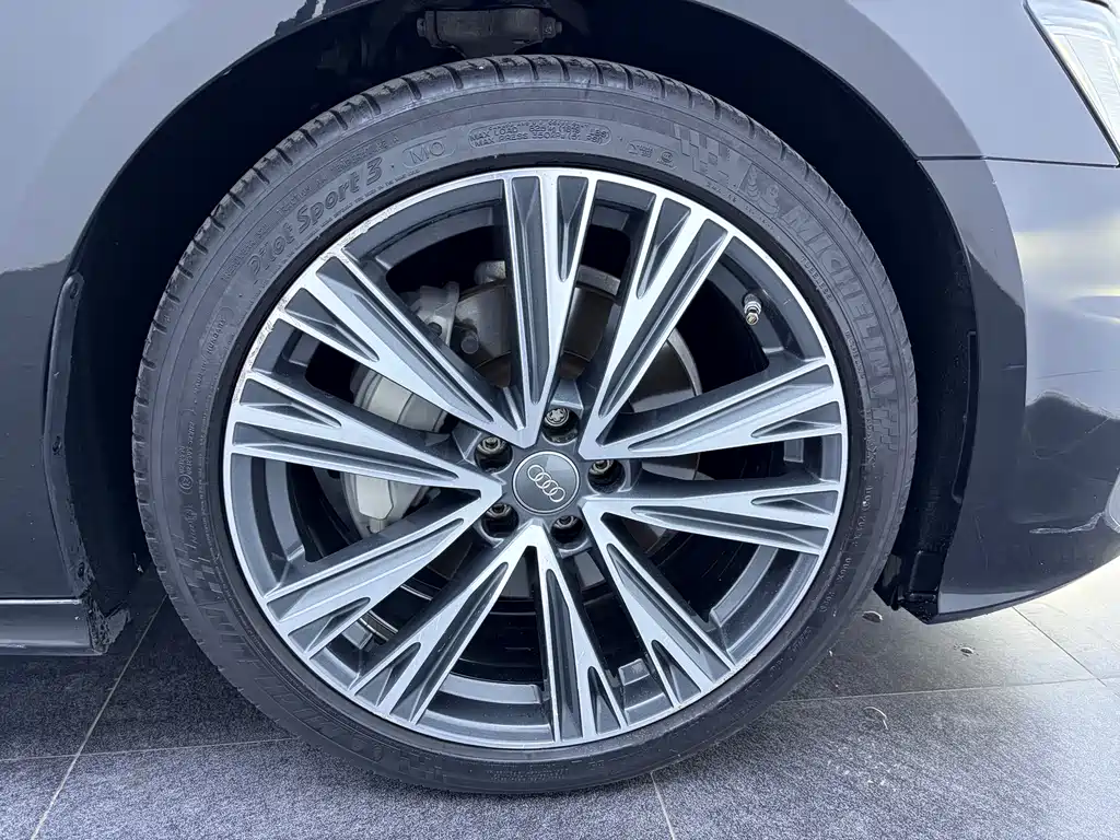 Audi A6L 2021 — фото 18