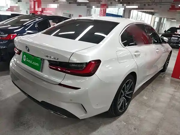 BMW 3 Series 2021
