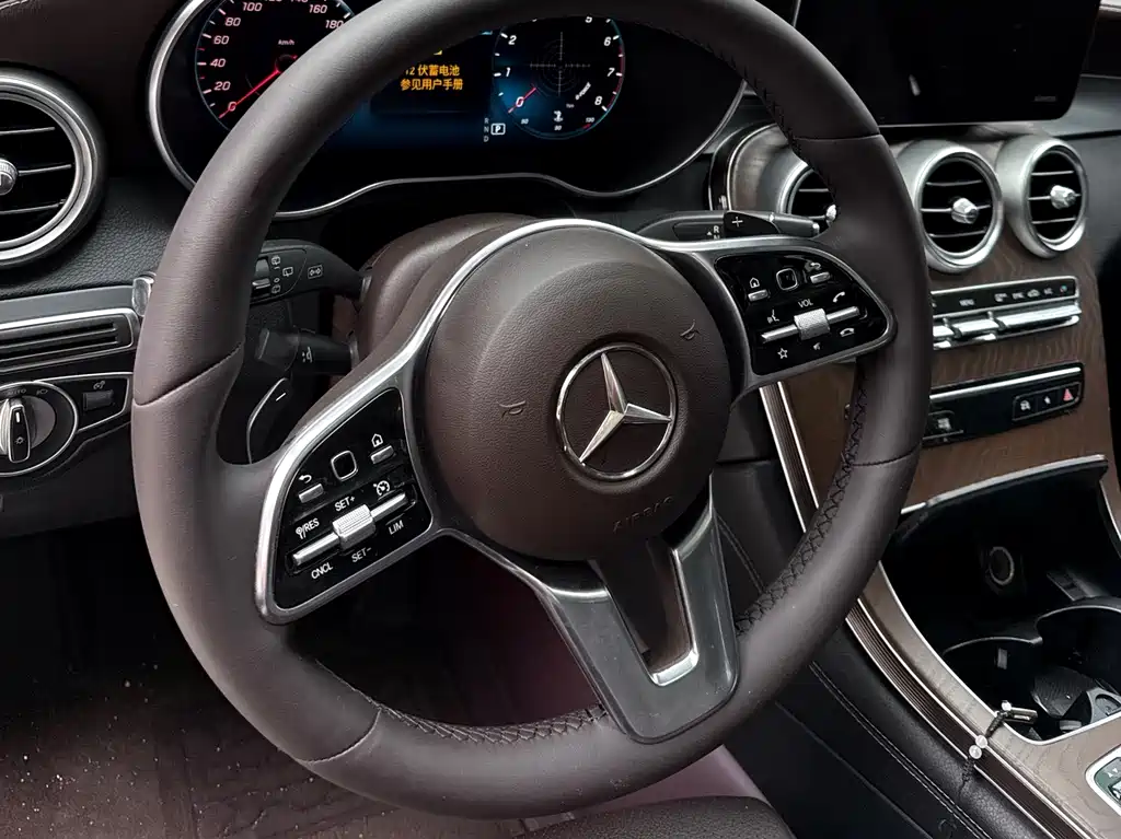 Mercedes-Benz GLC 2019 — фото 14