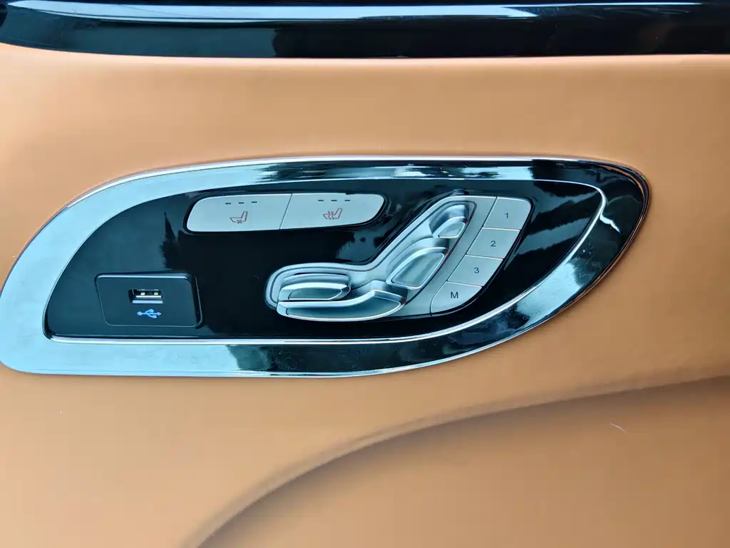 Mercedes-Benz Vito 2019 — фото 20