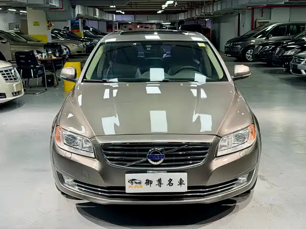 Volvo S80L 2014