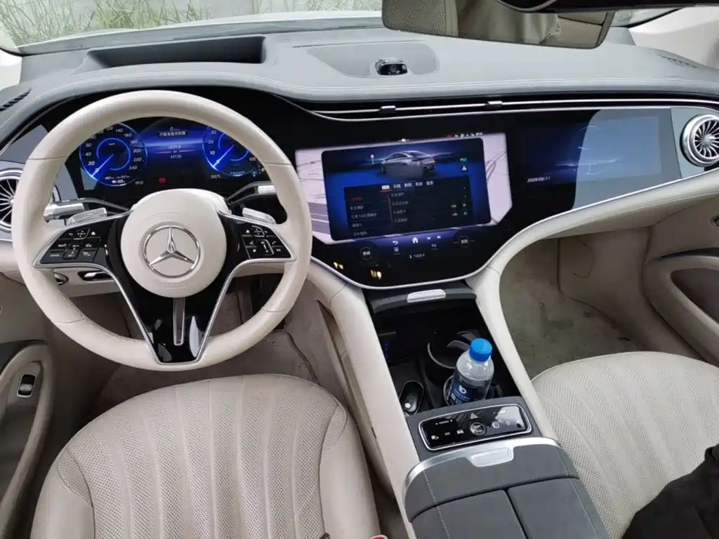 Mercedes-Benz EQS 2023 — фото 16