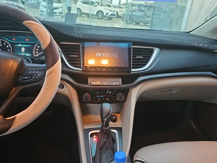 Buick Excelle 2017 — фото 13