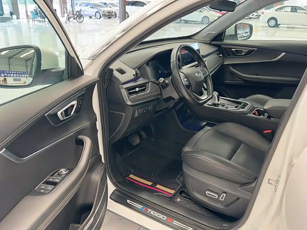 Chery Tiggo 8 2021 — фото 12