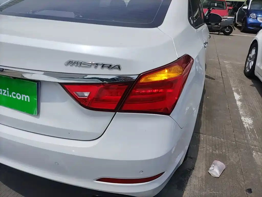Hyundai Mistra 2016 — фото 8