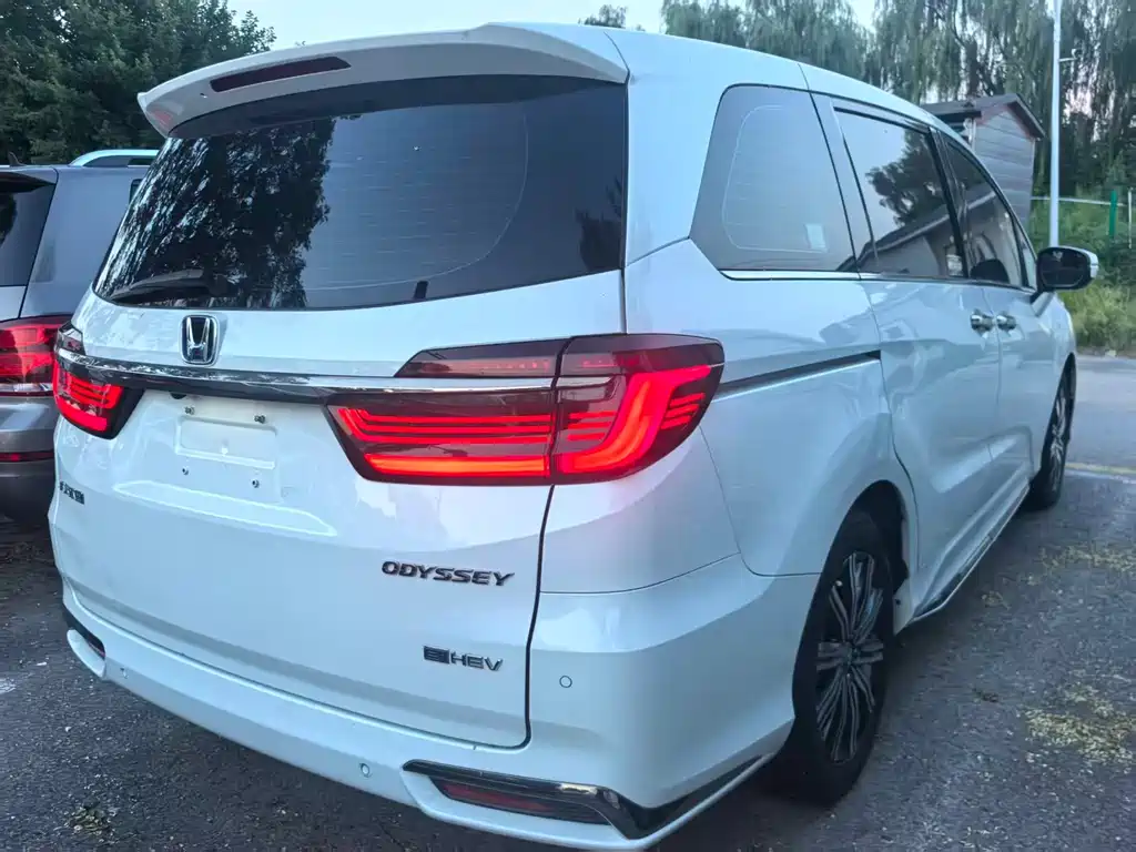 Honda Odyssey 2024 — фото 15