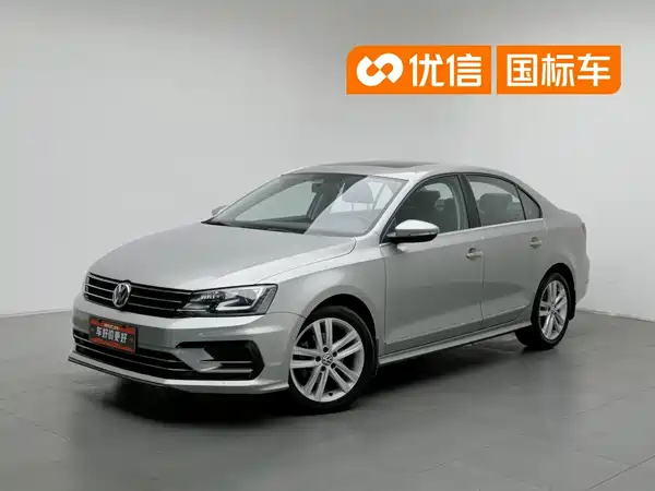 Volkswagen Sagitar 2018