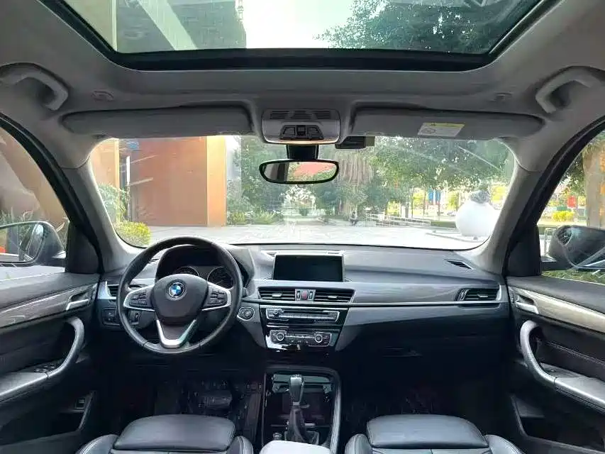 BMW X1 2017 — фото 4