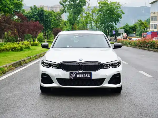 BMW 3 Series 2021