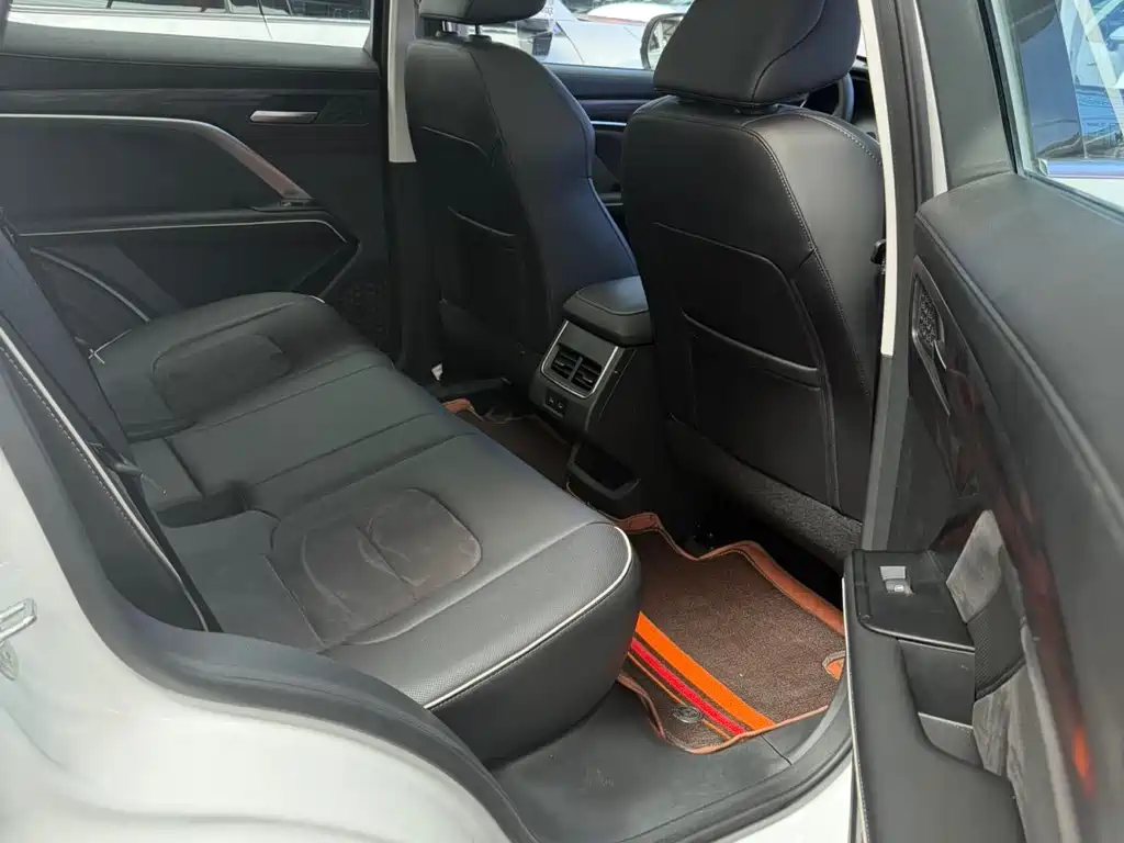 Haval H6 2023 — фото 12