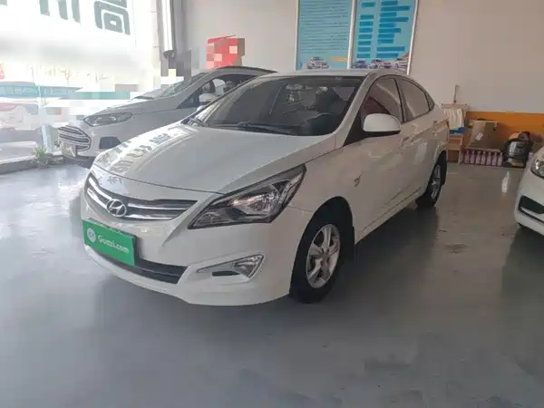 Hyundai Accent 2014