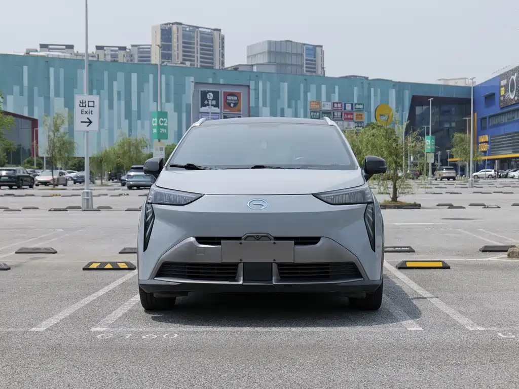 Aion Y 2022 — фото 2