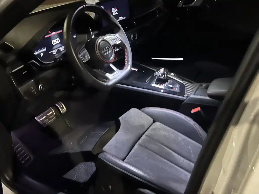 Audi A4L 2025