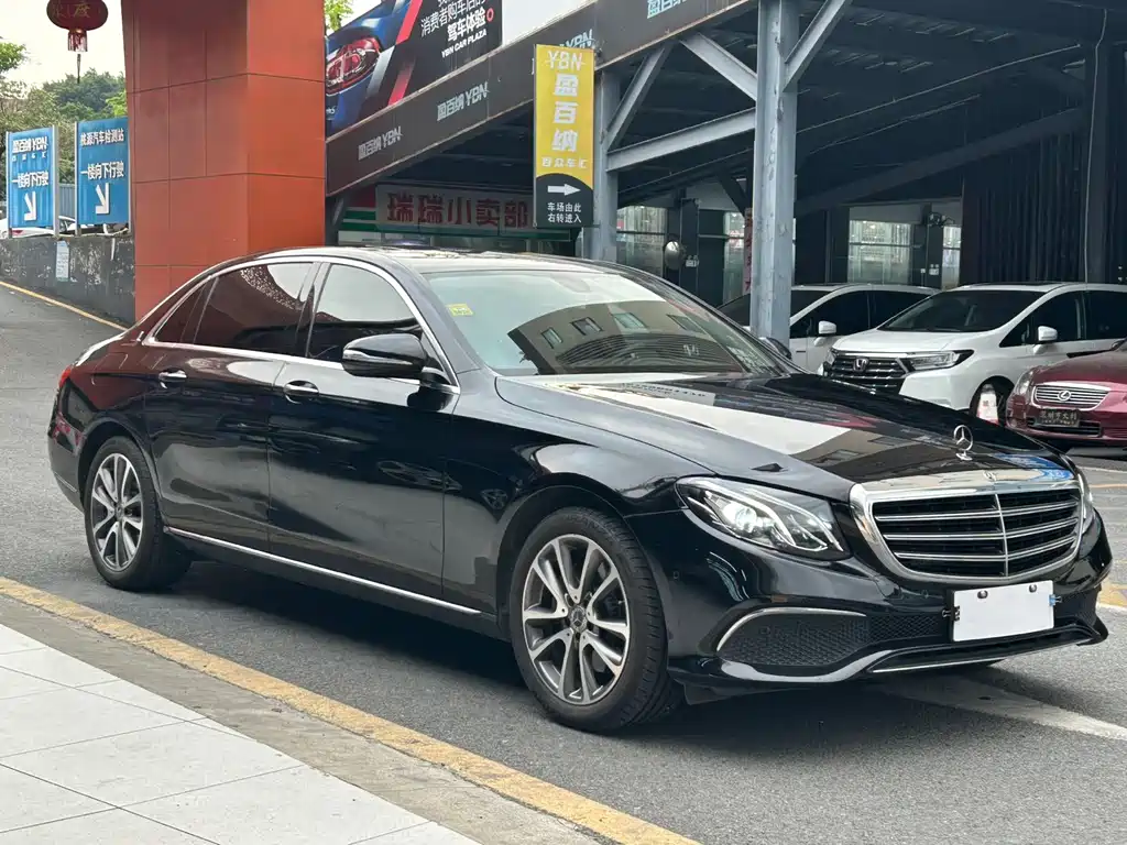 Mercedes-Benz E-Class 2018 — фото 3