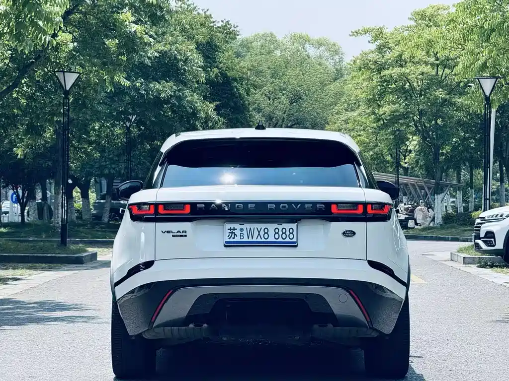 Land Rover Velar 2021 — фото 7