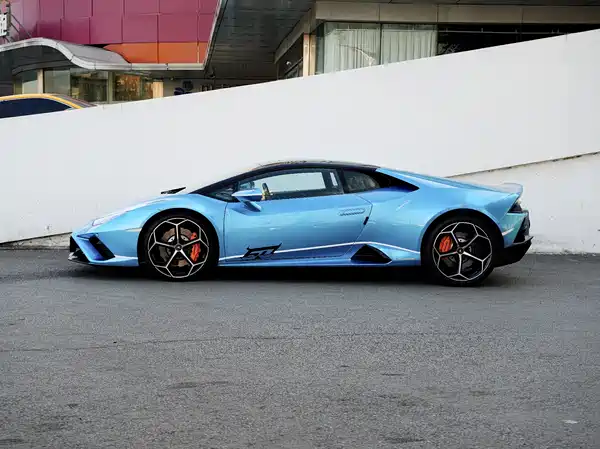 Lamborghini Huracan 2020